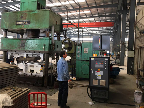 模溫機(jī)廠家哪家專業(yè)，「歐能」13年的專業(yè)給你保障