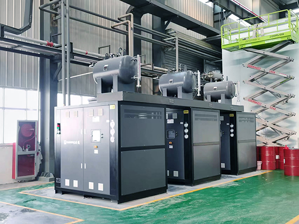 鋰電混合模溫機(jī)溫度精準(zhǔn)控制，助力電池行業(yè)邁向新高度